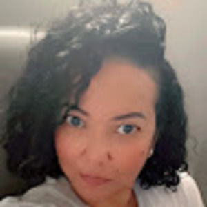 Meet your Posher, Ana